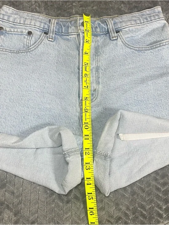 Abercrombie & Fitch Mom Shorts High Rise Light Wash Size 29 (8) Denim - Picture 10 of 15